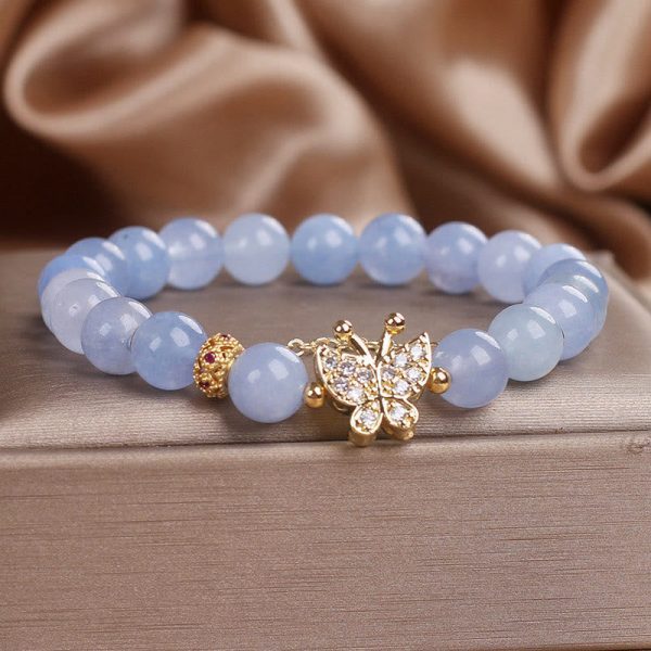 1728360175_0d53b8cf-9ee2-4c43-9725-fe1f7827a45f.jpg blue chalcedony crystal bracelet natural stone texture