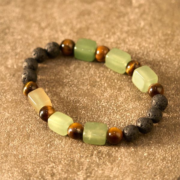 1728977529_f2a1deed-2e9a-478d-903d-696fa91e68bd.jpg lava stone carnelian combination bracelet detail
