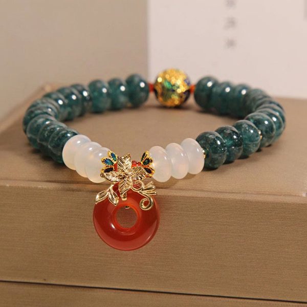 green aventurine protection bracelet side view