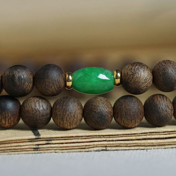 afc684a0ca626166045bf877f0ec1416_d731a614-563d-4165-8019-f1da25a1fec9.jpg Sandalwood Meditation Mala Bracelet – 108 Beads Spiritual Energy Jewelry